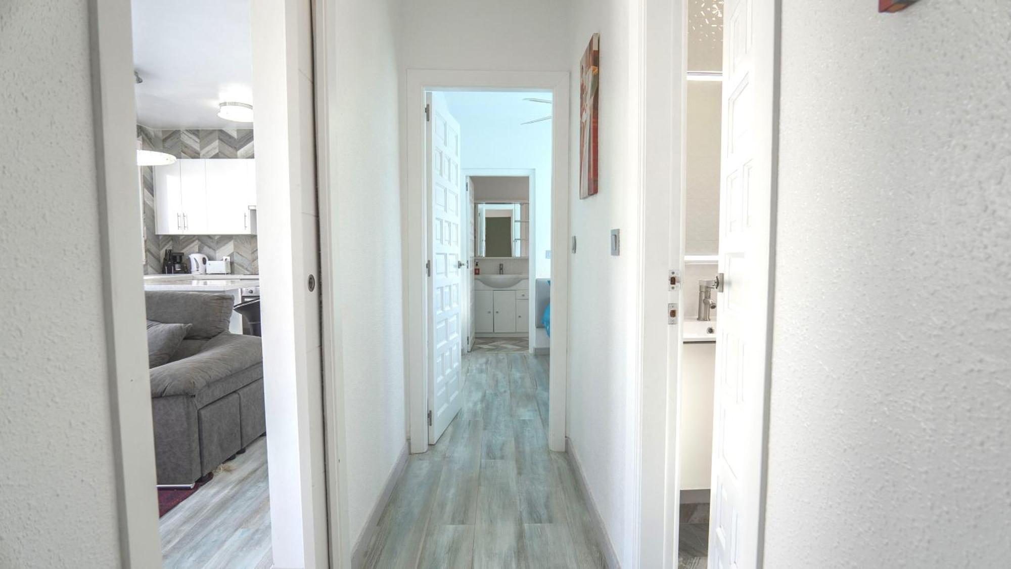 Modern Detached 4 Bed 3 Bath Villa With Private Pool Close To All Amenities Villamartin  Exteriör bild