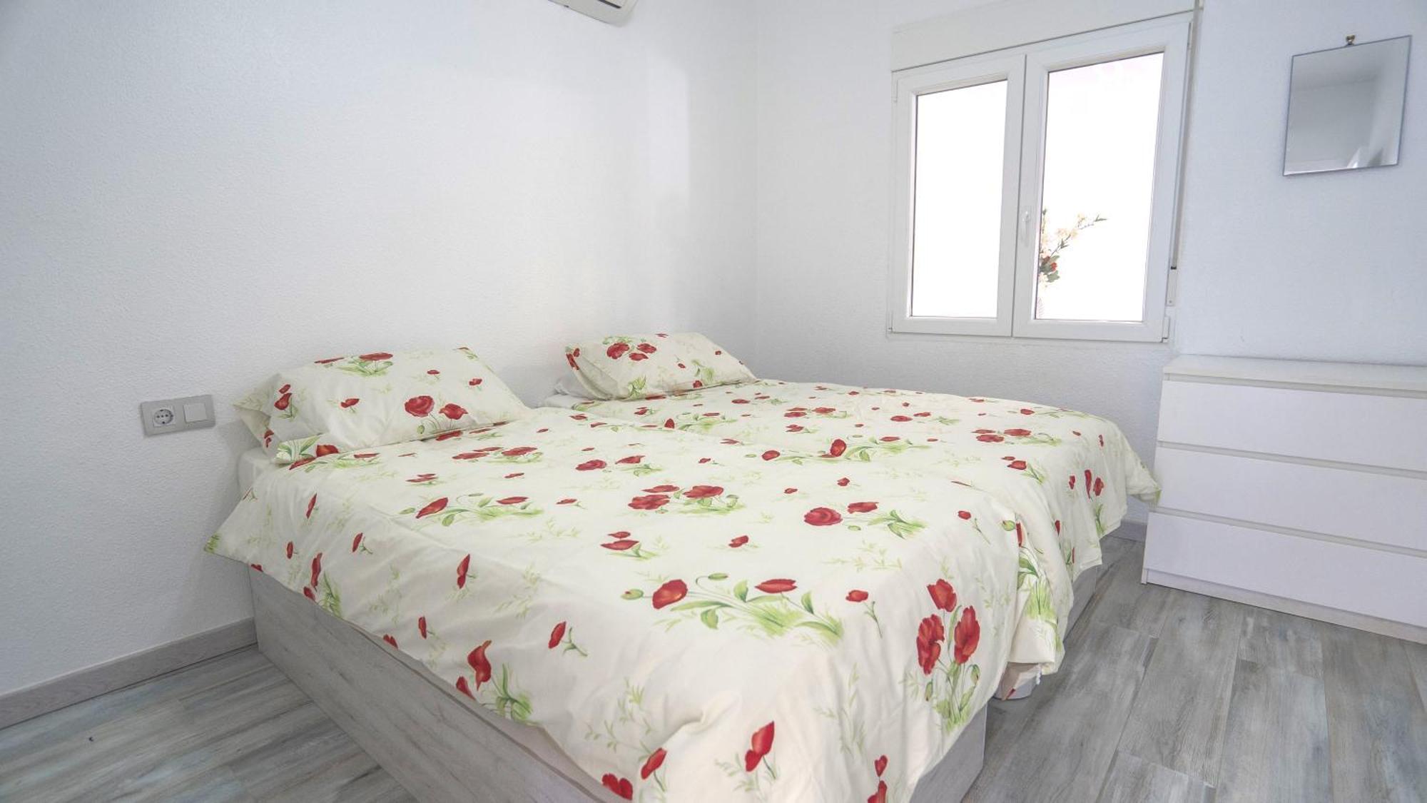 Modern Detached 4 Bed 3 Bath Villa With Private Pool Close To All Amenities Villamartin  Exteriör bild